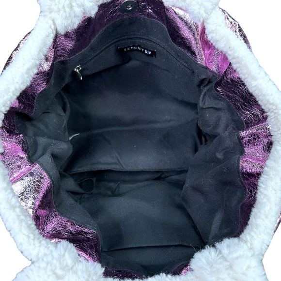 SkinnyDip London Alexa Borg Trim Tote Bag - 11.7” x 10.1” x 6.2” - Picture 4 of 5